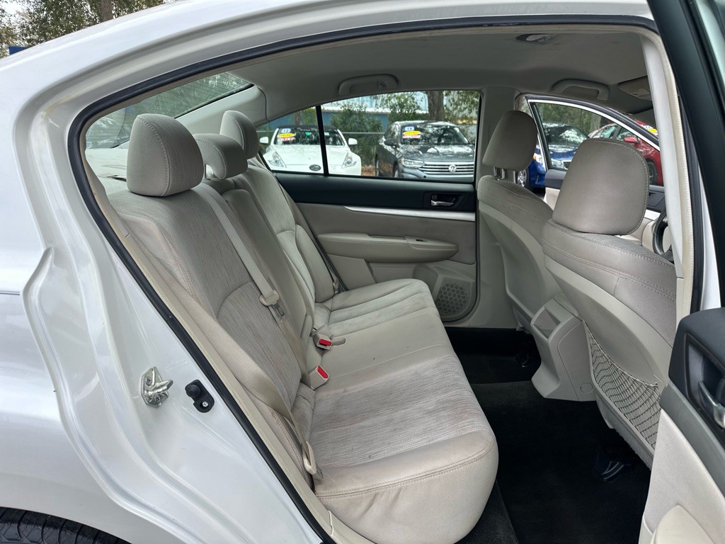2013 Subaru Legacy Image 24