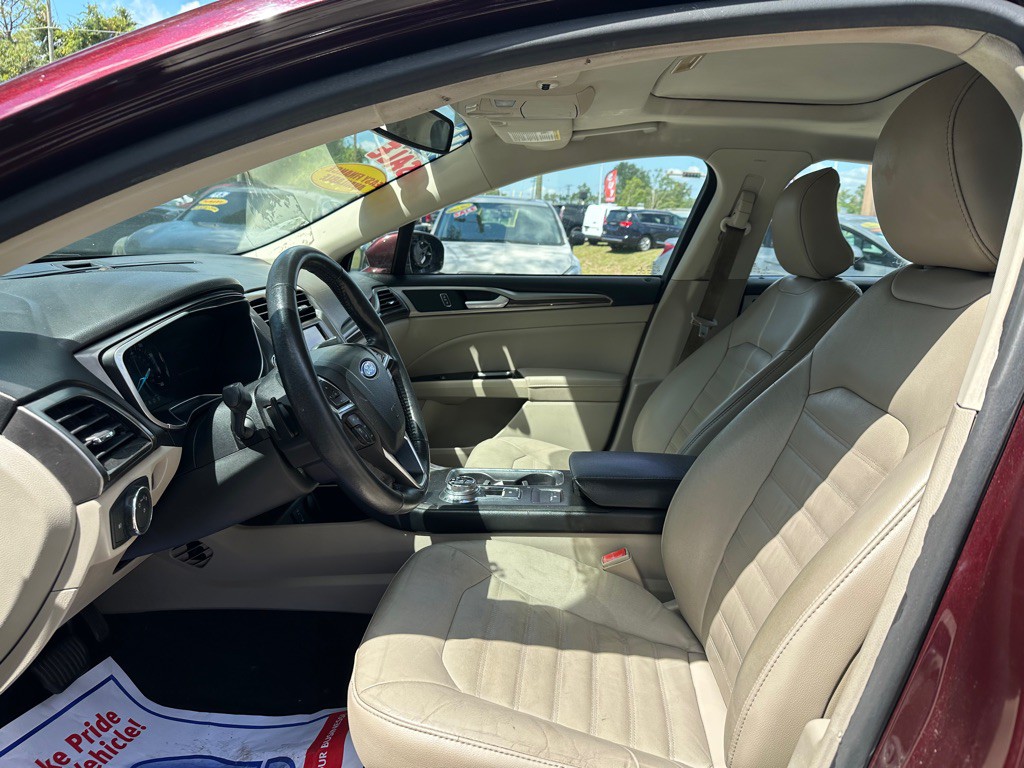 2017 Ford Fusion Image 13