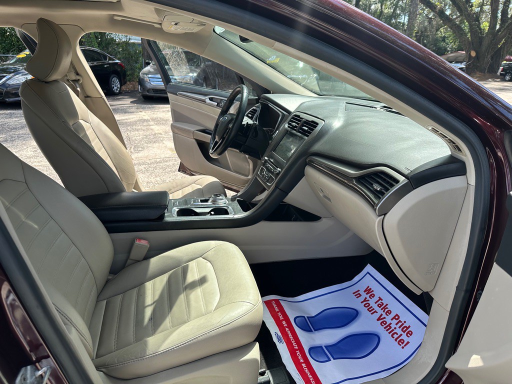 2017 Ford Fusion Image 18