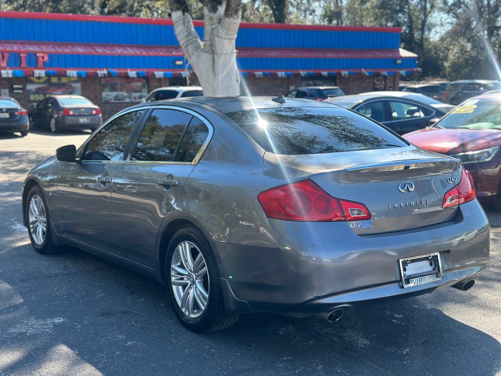 2015 INFINITI Q40 Image 3
