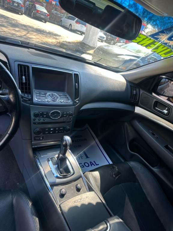 2015 INFINITI Q40 Image 10