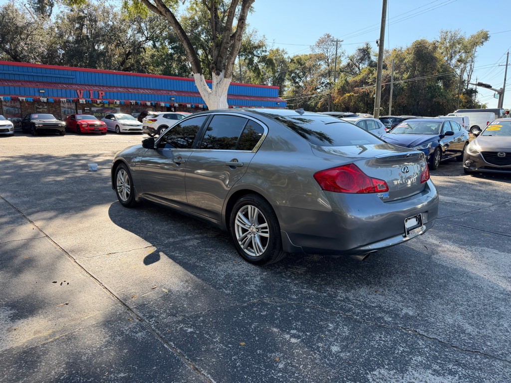 2015 INFINITI Q40 Image 3