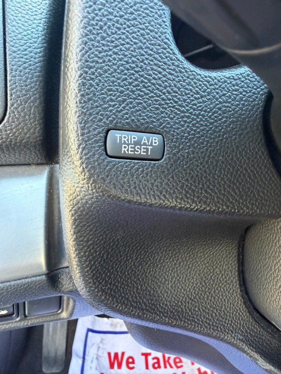 2015 INFINITI Q40 Image 18