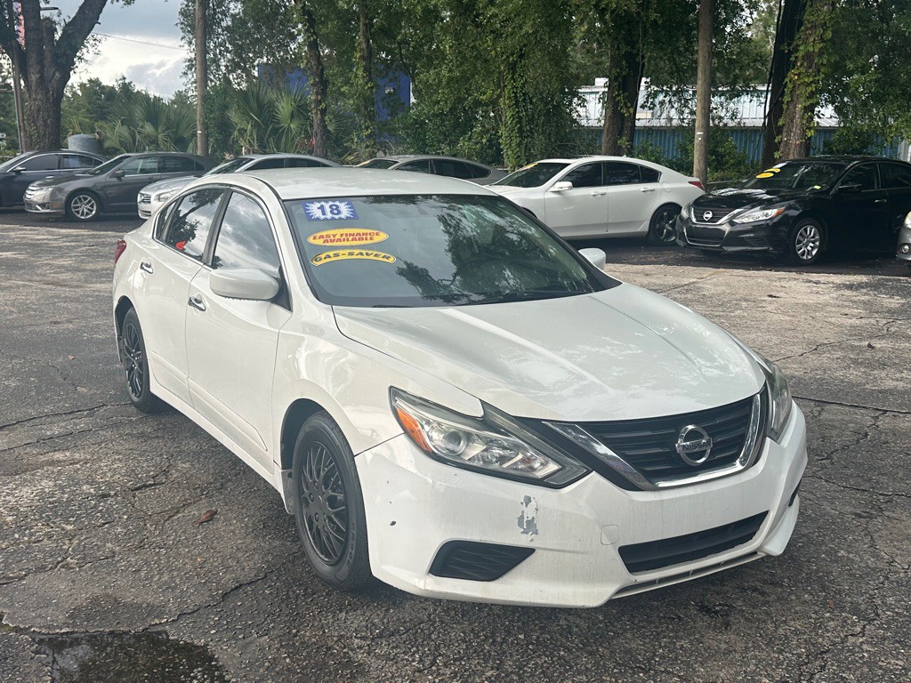 2018 Nissan Altima Image 2