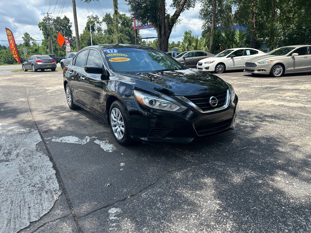 2017 Nissan Altima Image 6