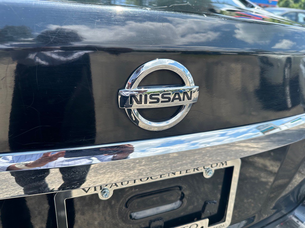 2017 Nissan Altima Image 12