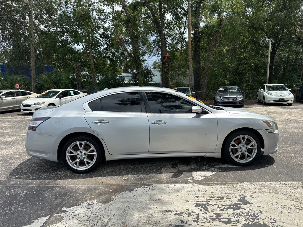 2013 Nissan Maxima Image 5