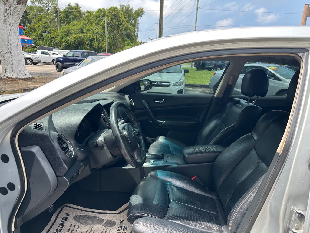 2013 Nissan Maxima Image 11