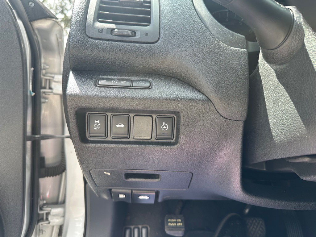 2015 Nissan Altima Image 18