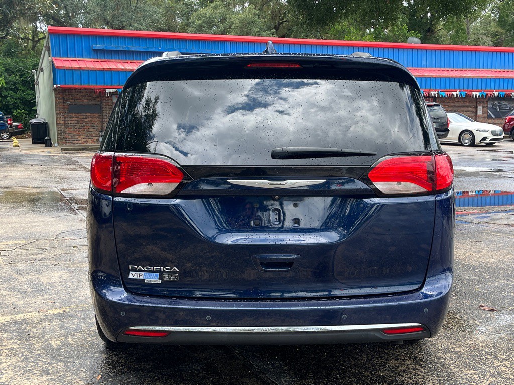 2020 Chrysler Pacifica Image 5