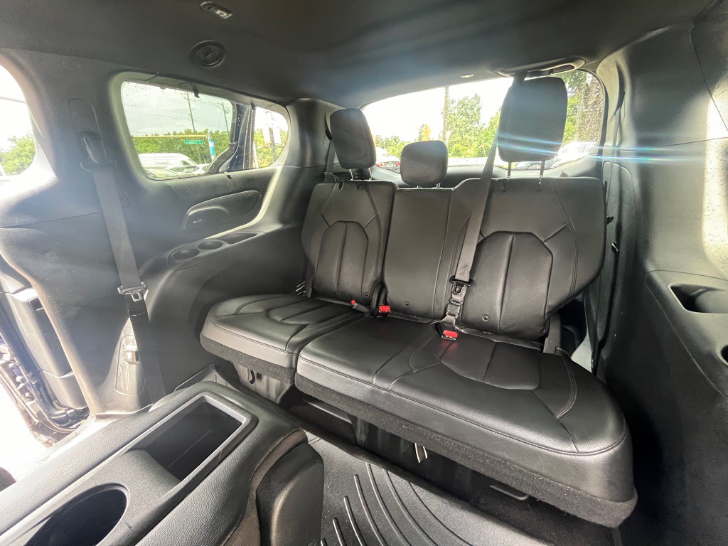 2020 Chrysler Pacifica Image 11
