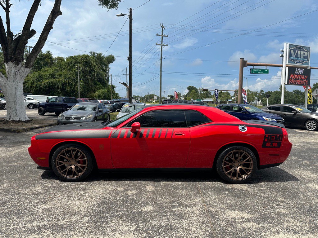 2009 Dodge Challenger Image 2