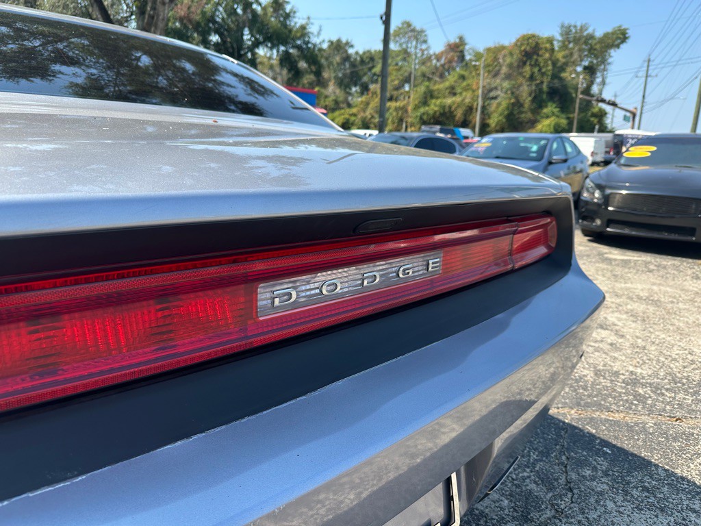 2014 Dodge Challenger Image 8