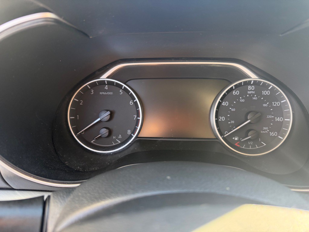 2017 Nissan Maxima Image 11