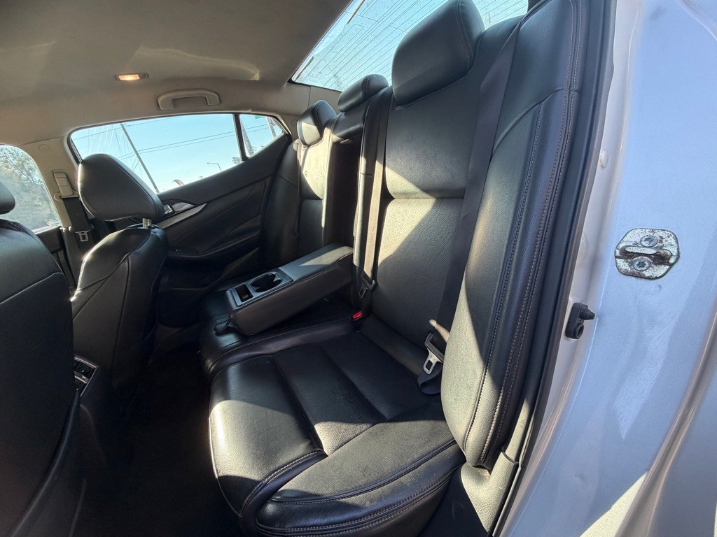 2017 Nissan Maxima Image 19