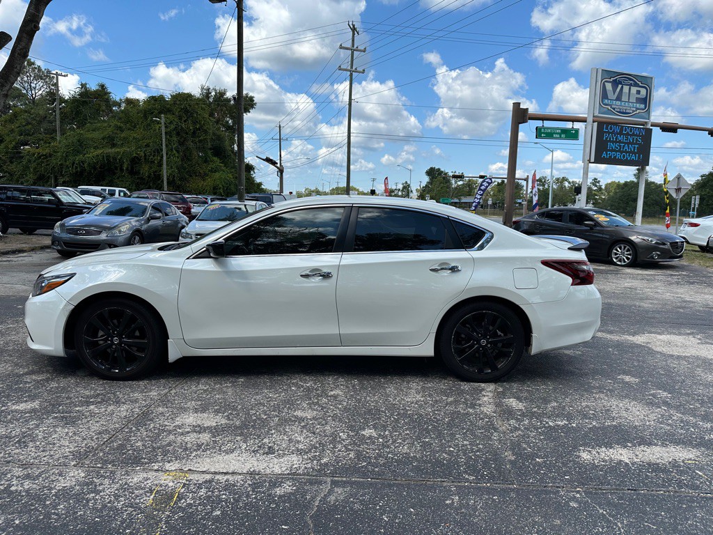 2018 Nissan Altima Image 2