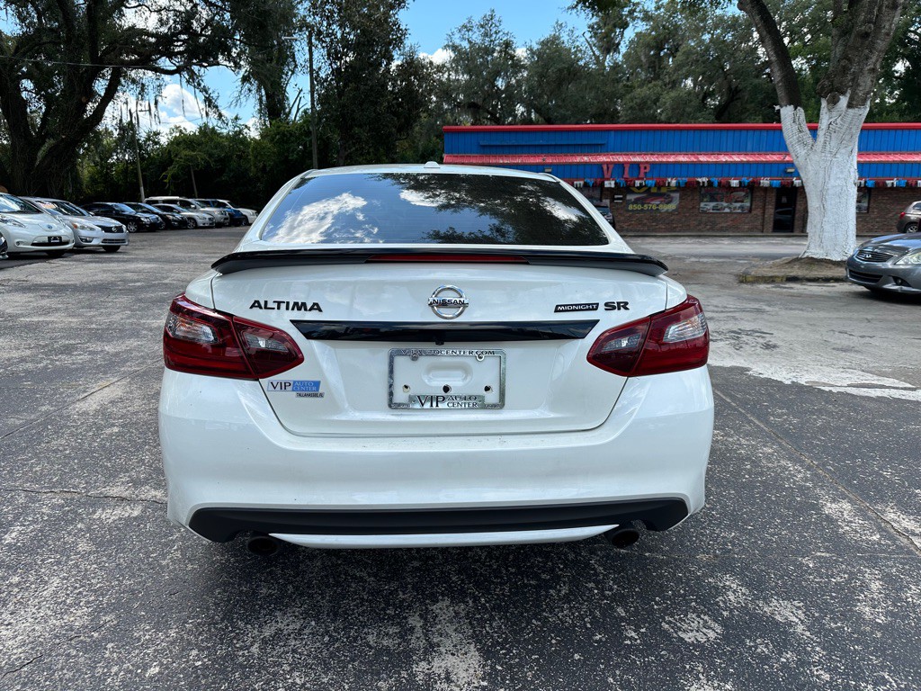 2018 Nissan Altima Image 4