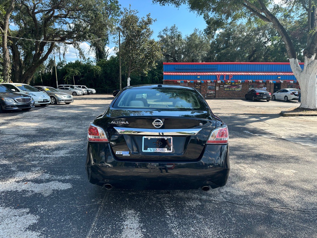 2015 Nissan Altima Image 3
