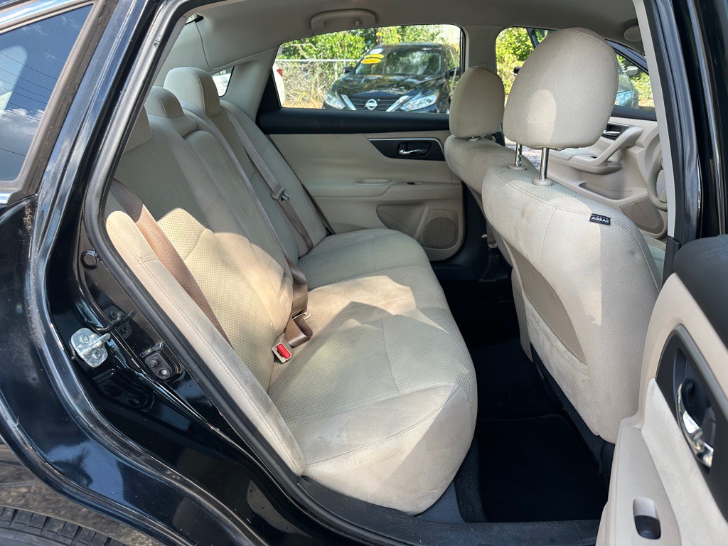 2015 Nissan Altima Image 13