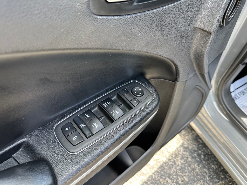 2019 Dodge Charger Image 22