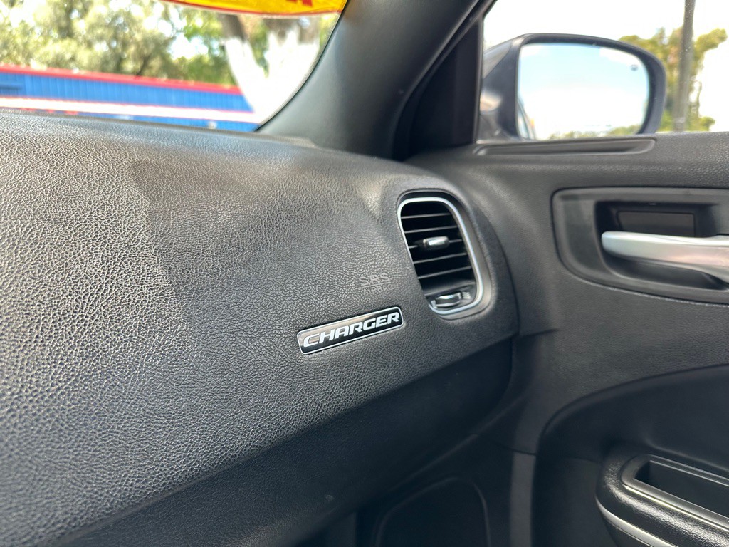 2019 Dodge Charger Image 26