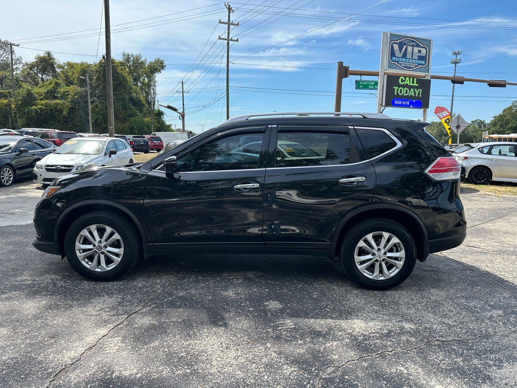 2016 Nissan Rogue Image 2
