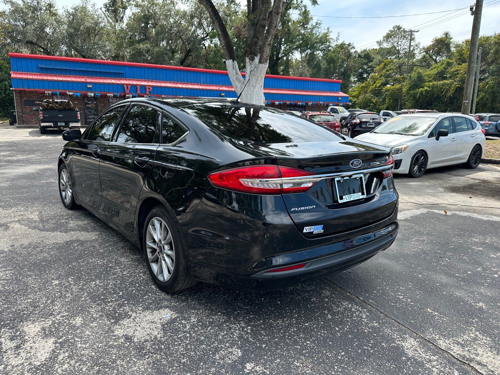 2017 Ford Fusion Image 3