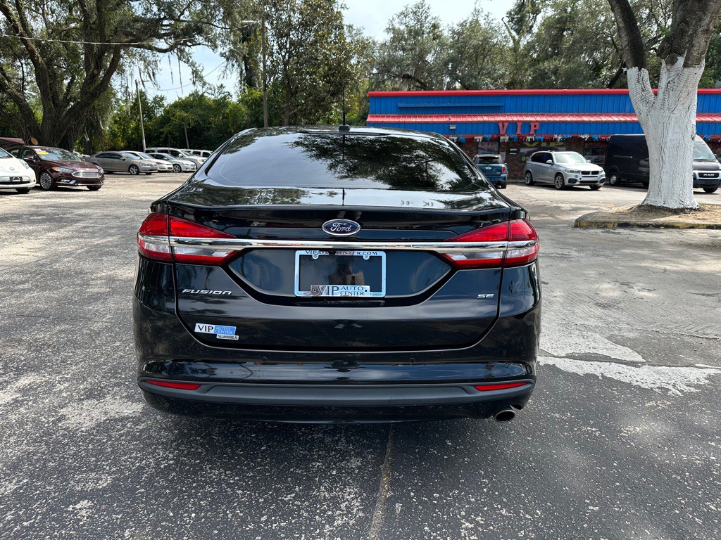 2017 Ford Fusion Image 4