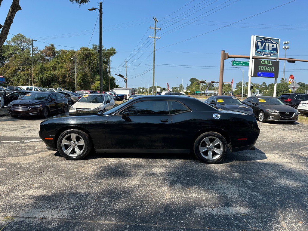 2015 Dodge Challenger Image 2