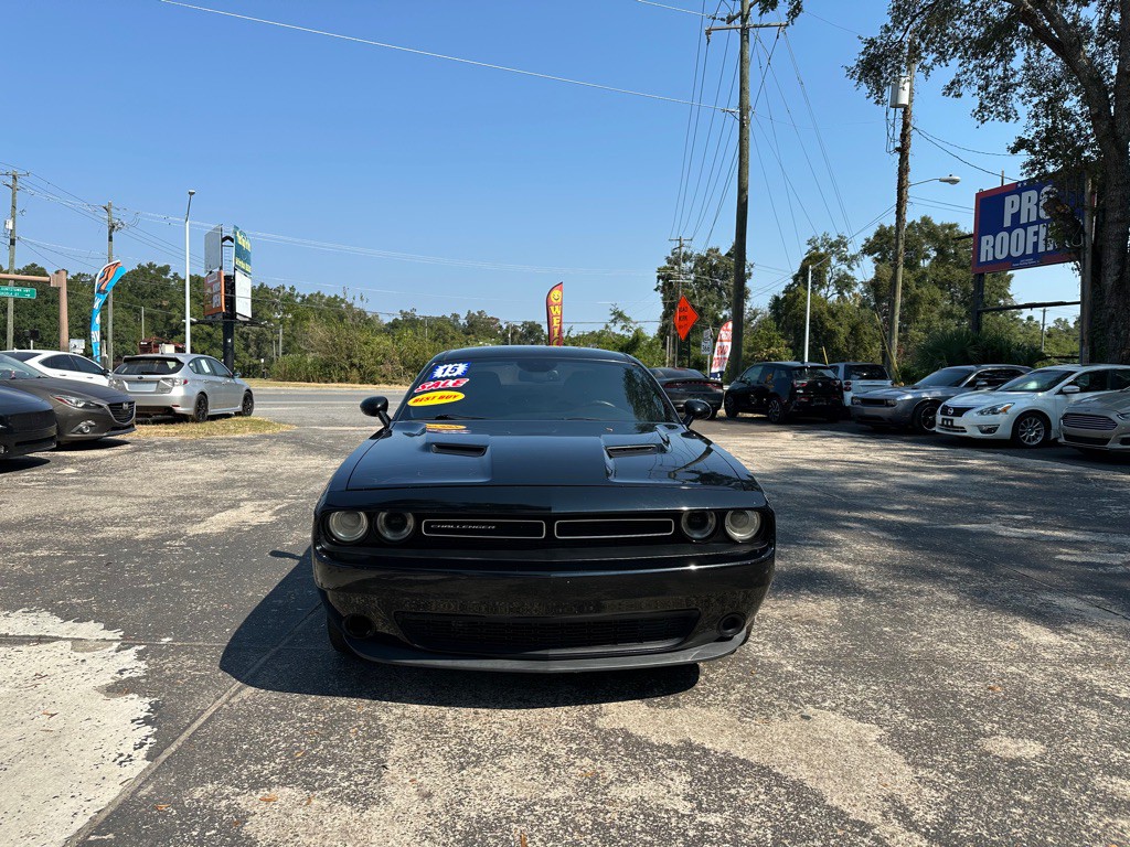 2015 Dodge Challenger Image 8