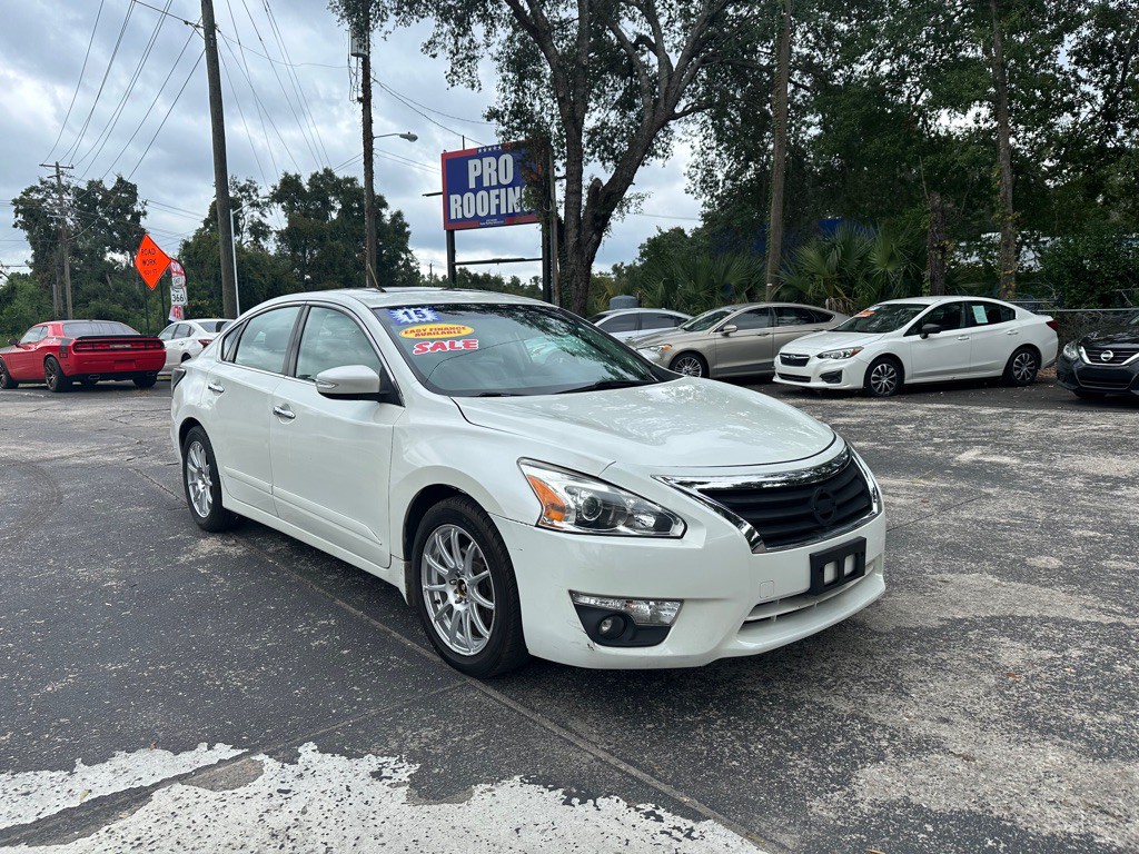 2015 Nissan Altima Image 5