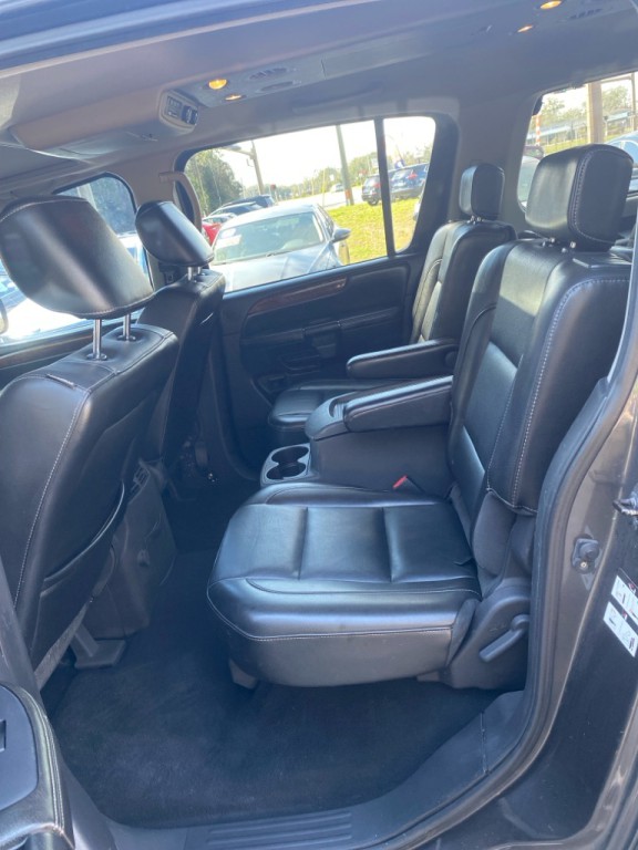 2011 Nissan Armada Image 15