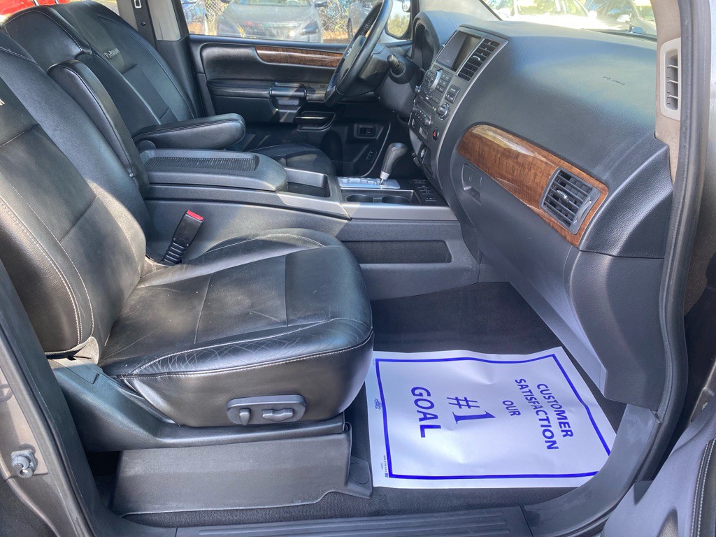 2011 Nissan Armada Image 25