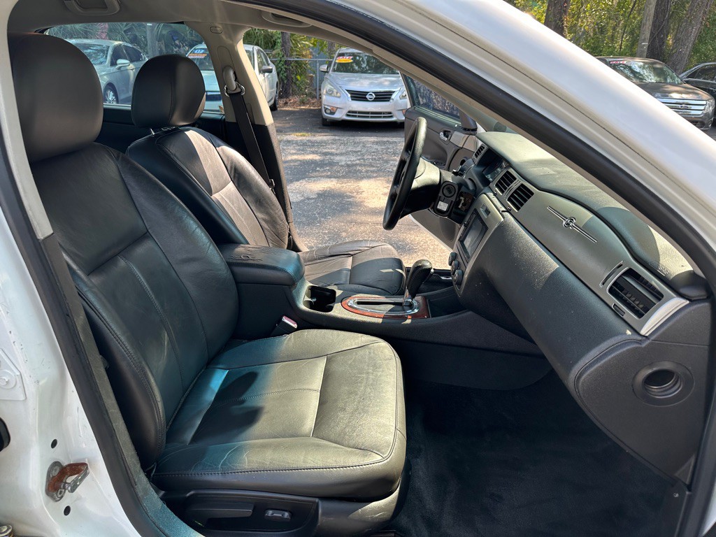 2016 Chevrolet Impala Image 16