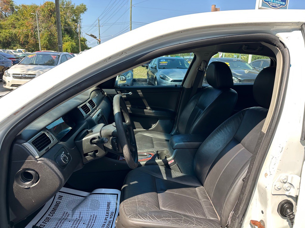 2016 Chevrolet Impala Image 10