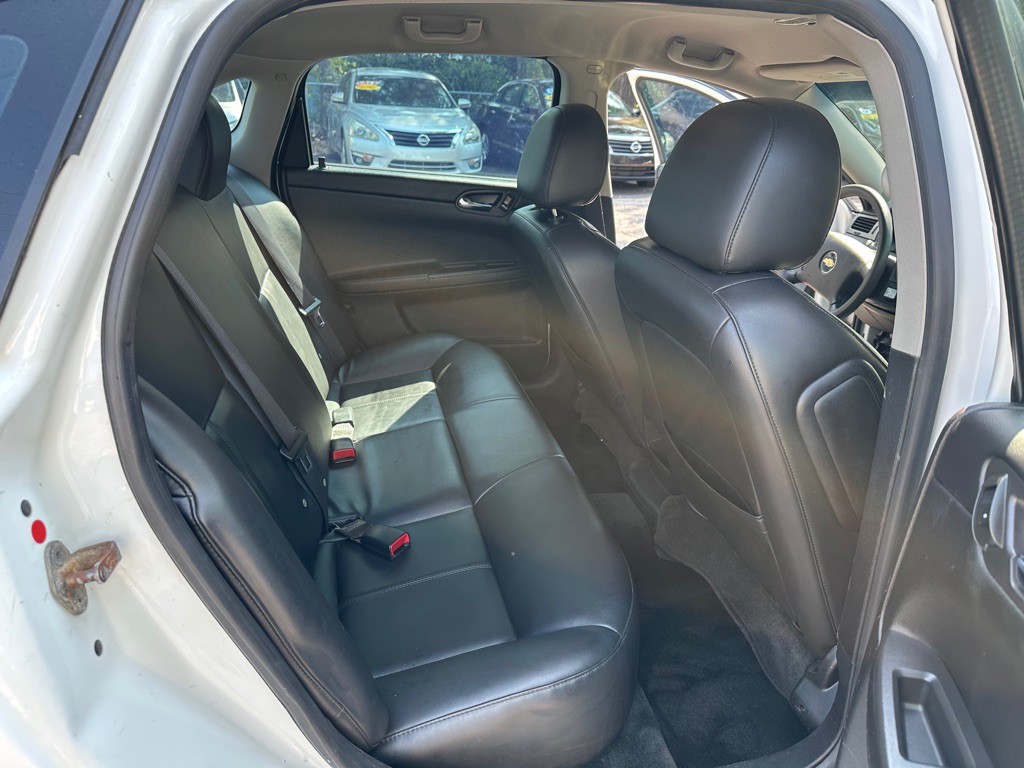 2016 Chevrolet Impala Image 14