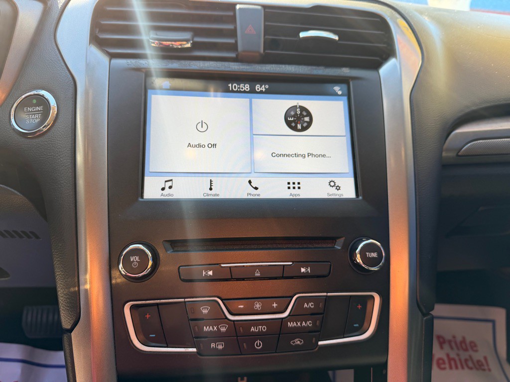 2017 Ford Fusion Image 19