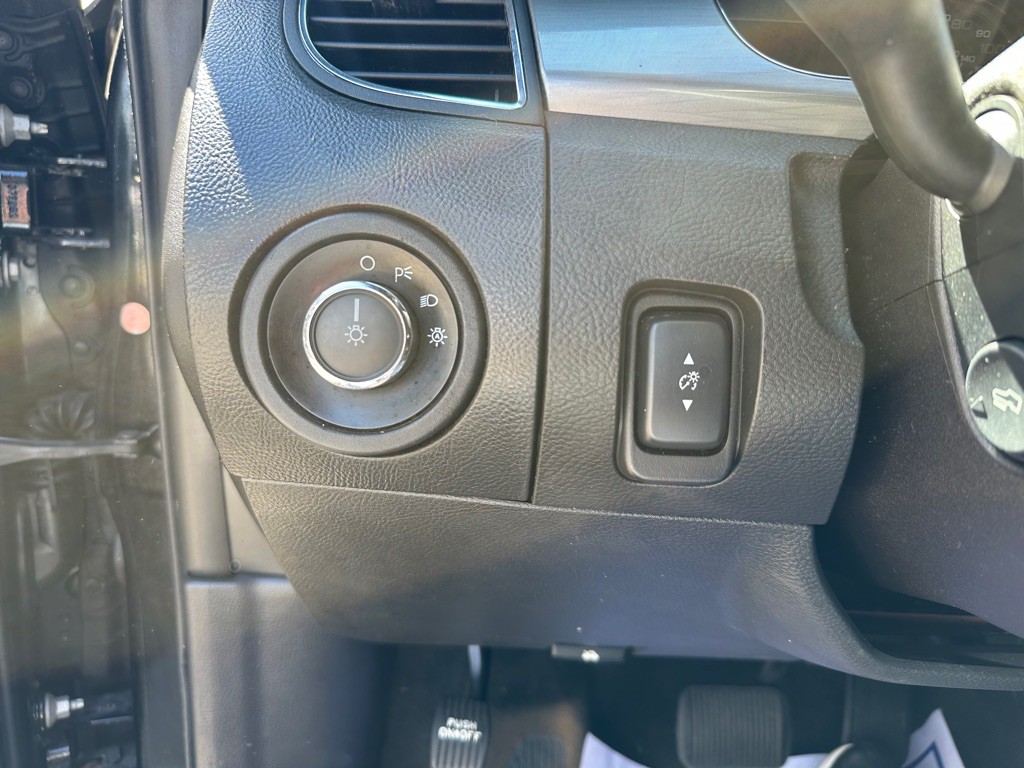 2015 Ford Taurus Image 19