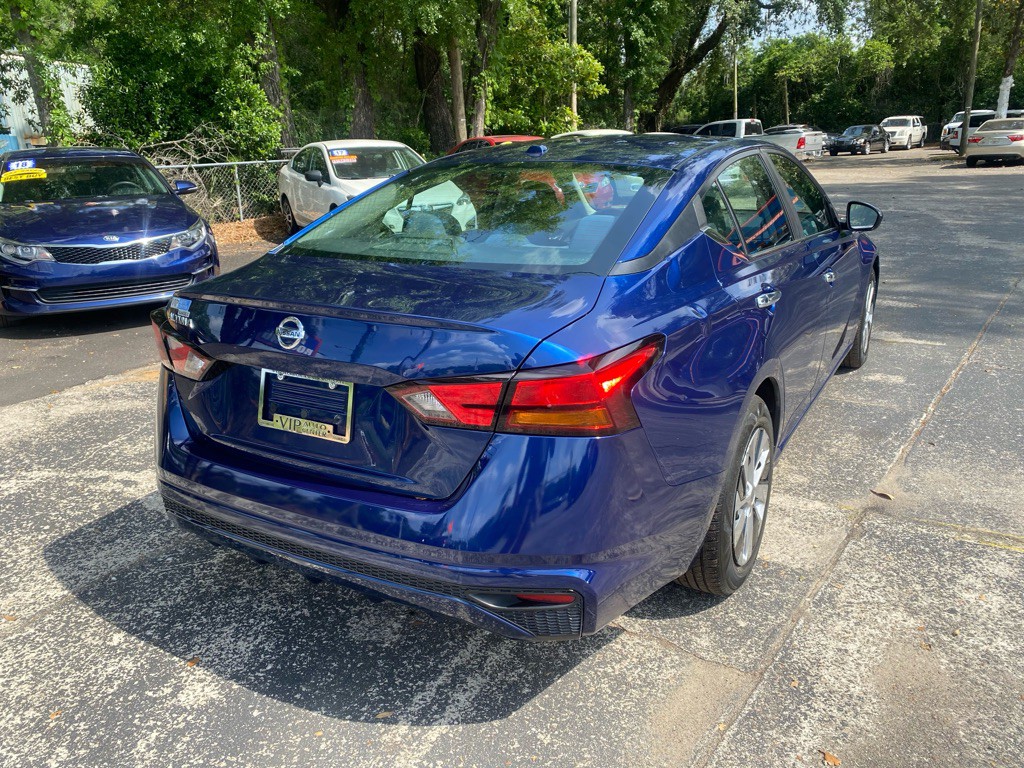 2019 Nissan Altima Image 5