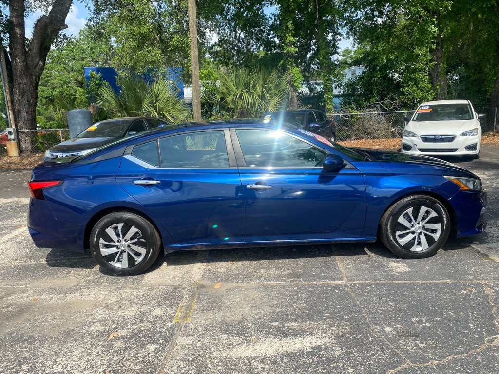 2019 Nissan Altima Image 6
