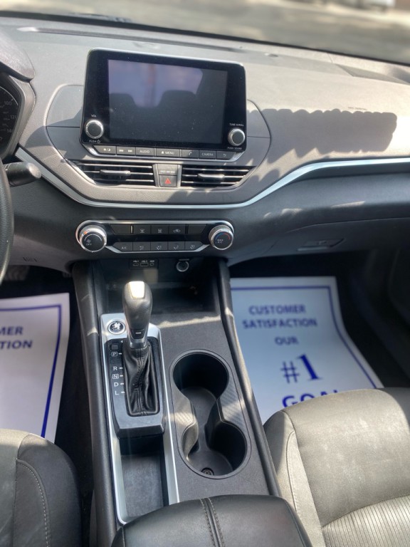 2019 Nissan Altima Image 11