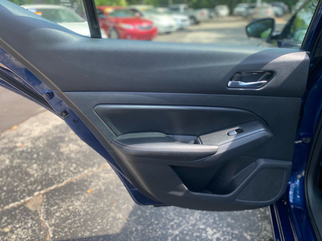 2019 Nissan Altima Image 15