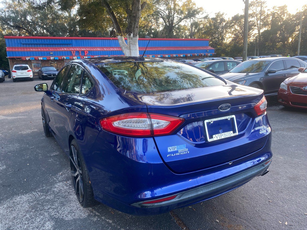 2013 Ford Fusion Image 3