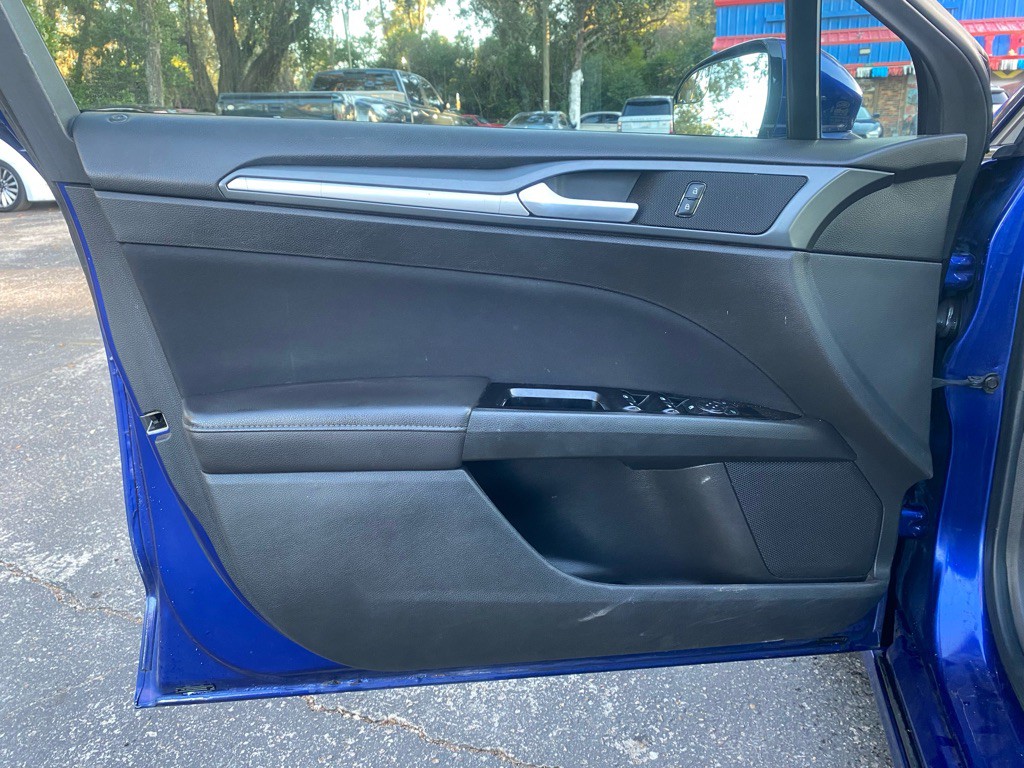 2013 Ford Fusion Image 14