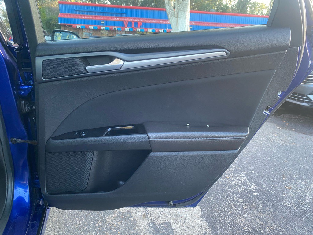 2013 Ford Fusion Image 19
