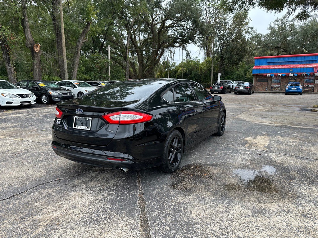 2016 Ford Fusion Image 5