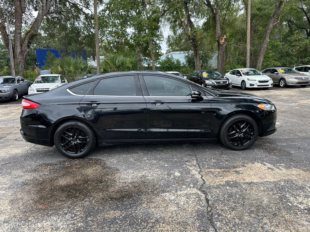 2016 Ford Fusion Image 6