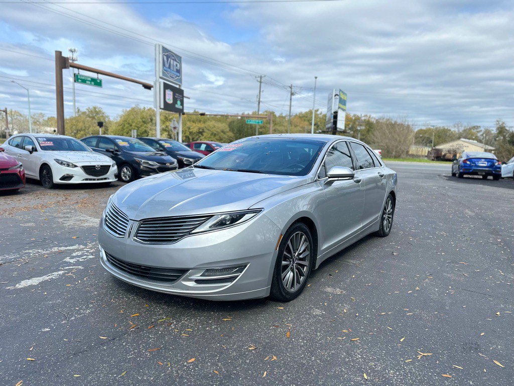 2016 Lincoln MKZ Image 1