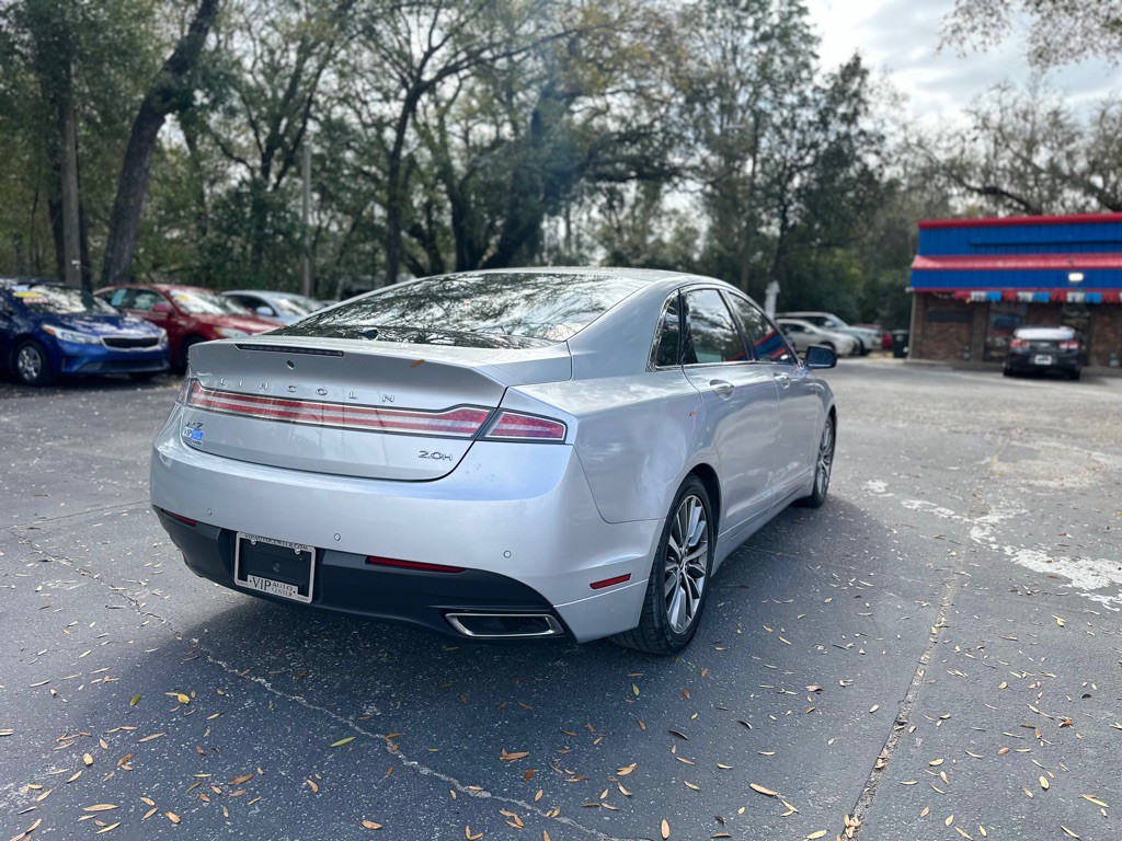2016 Lincoln MKZ Image 11