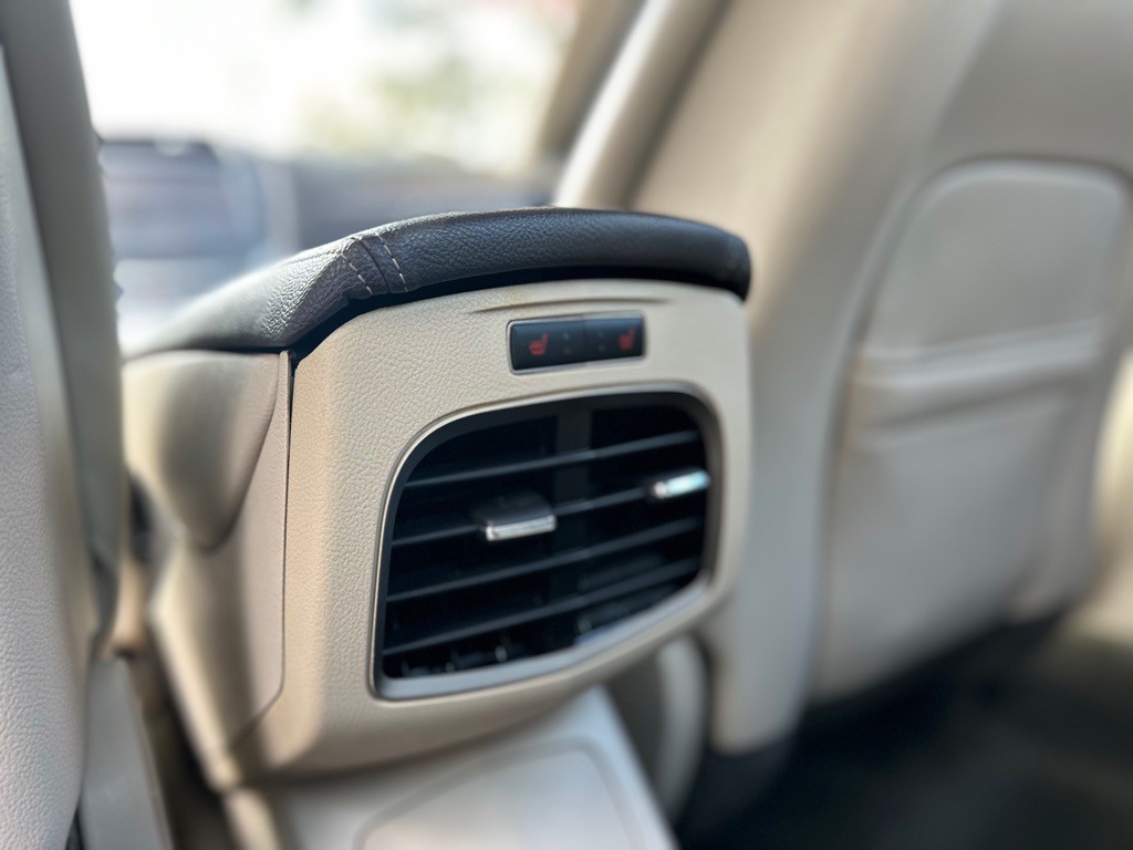 2016 Lincoln MKZ Image 23